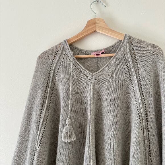 Calypso St. Barth Cashmere V-Neck Asymmetric Hem Poncho Sweater XS - Picture 4 of 7